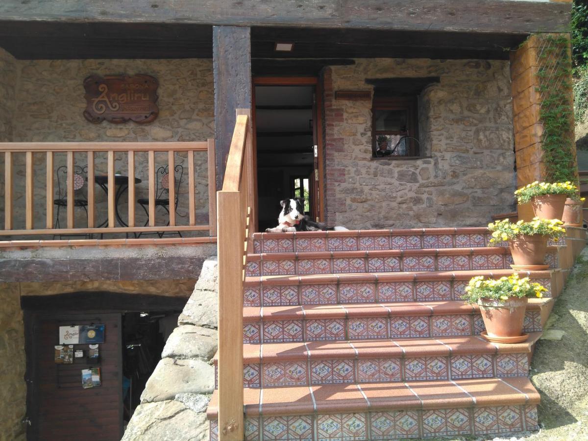 Apartmán Casona Angliru Riosa Exteriér fotografie