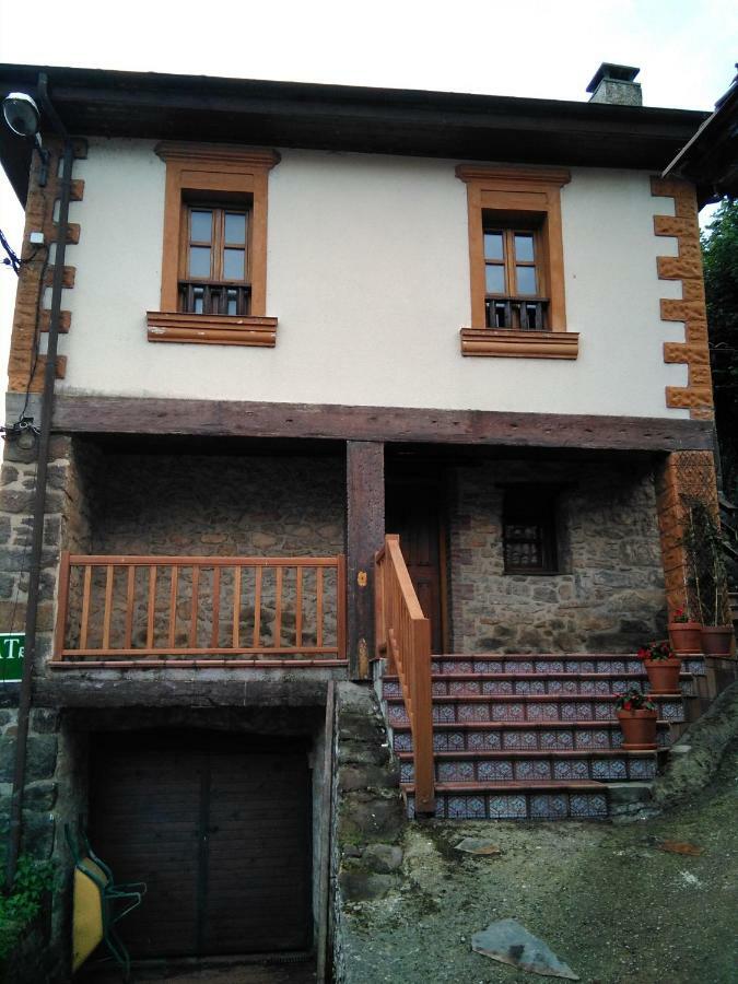 Apartmán Casona Angliru Riosa Exteriér fotografie